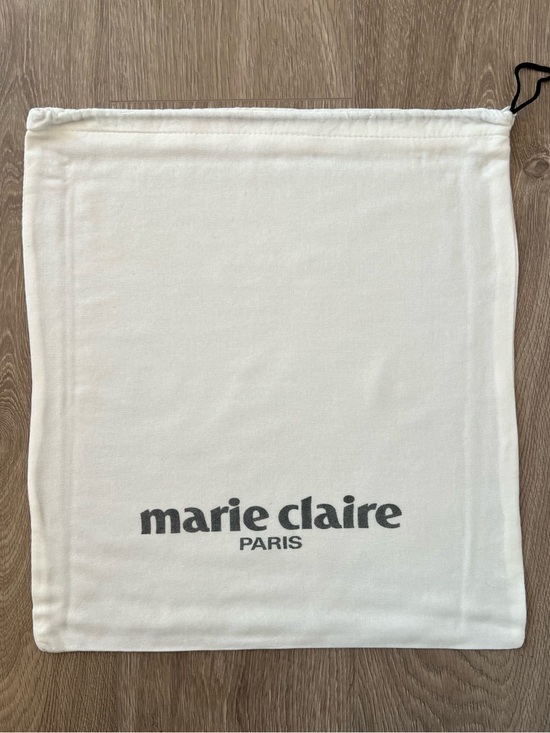 Marie Claire Handbags - Marie Claire dust bag (C962)